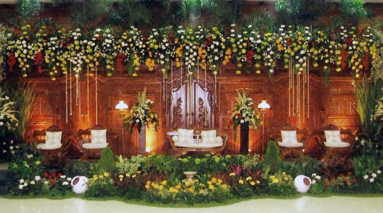 dekorasi pernikahan Prambangan Gresik